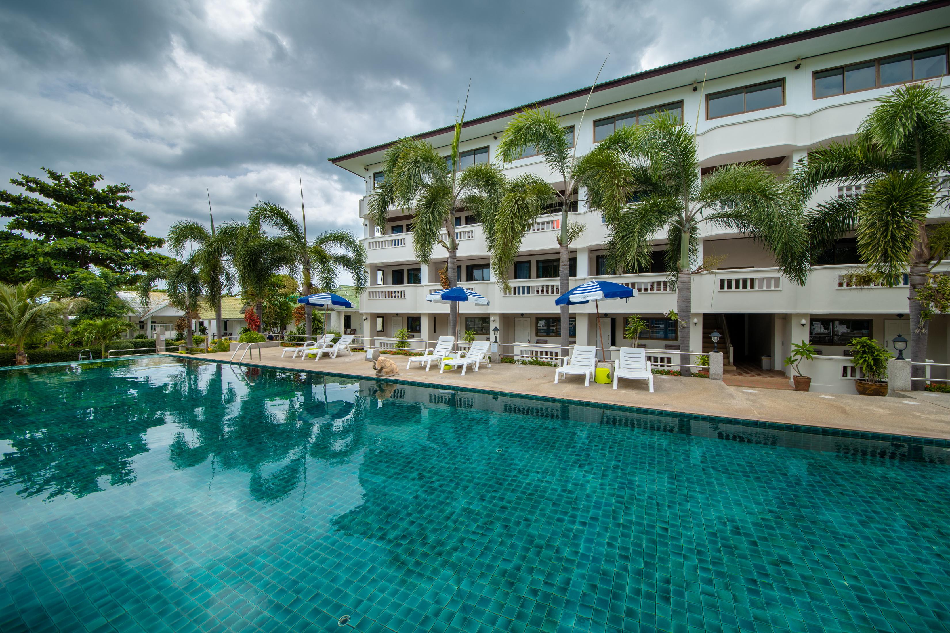 เบย์ บีช รีสอร์ต Hotel Choeng Mon ภายนอก รูปภาพ